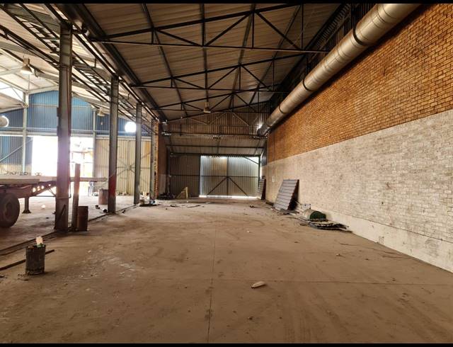 1,000M² WAREHOUSE TO LET IN WADEVILLE